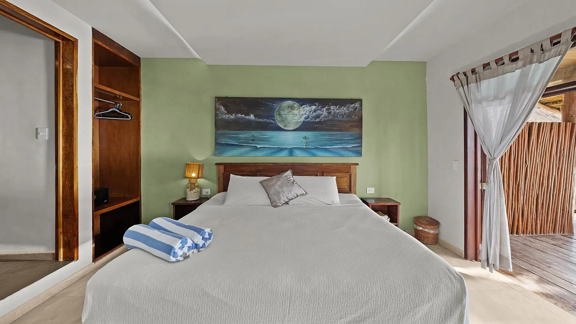 Playa Canek Beachfront Eco Hotel 4*, Tulum Mexiko